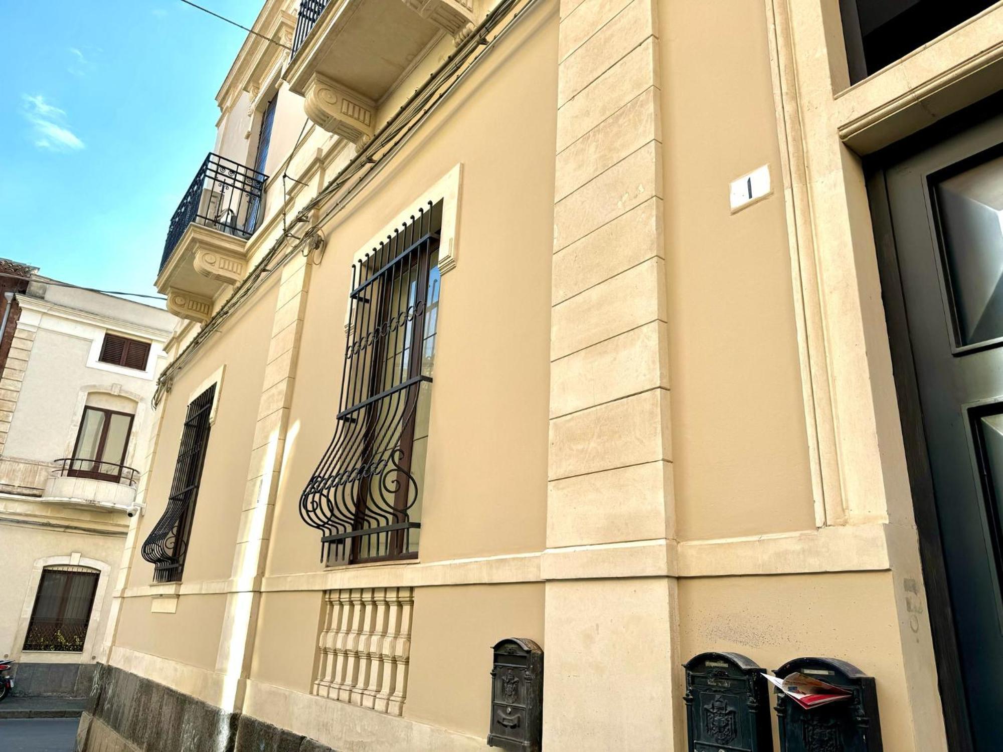 Cortile Nobile Luxury Suites Catania-Fontanarossai nemzetközi repülőtér Kültér fotó